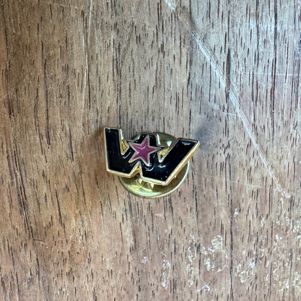 Western Star Gold‎ Tone Enamel Trucker Lapel Hat Pin Brooch